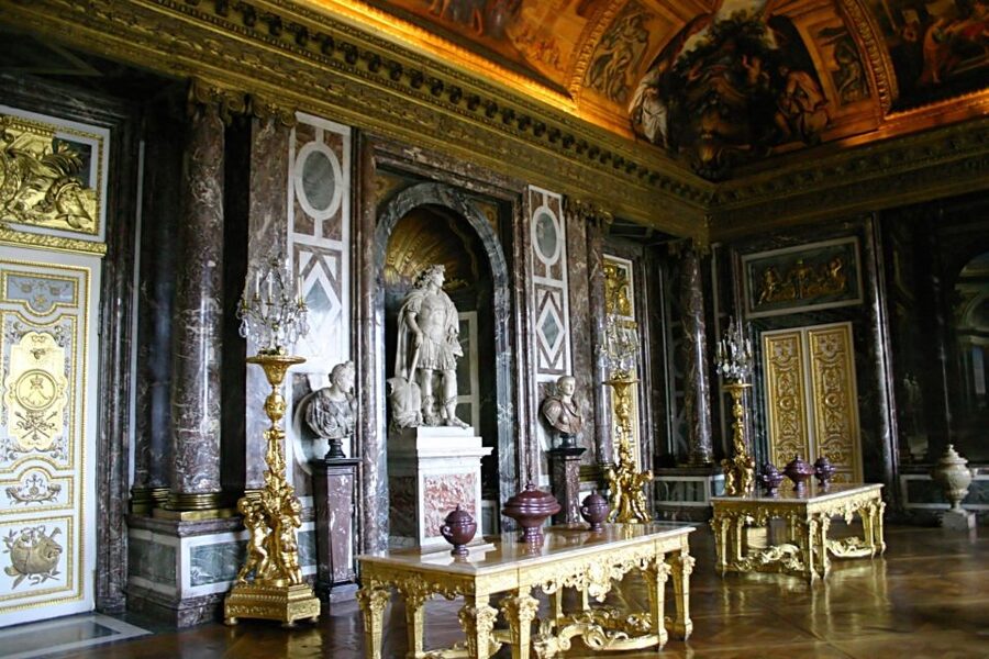 Versailles: Skip-the-Line Guided Tour of Palace with Gardens - Price and Value for a 4-Hour Versailles Hit