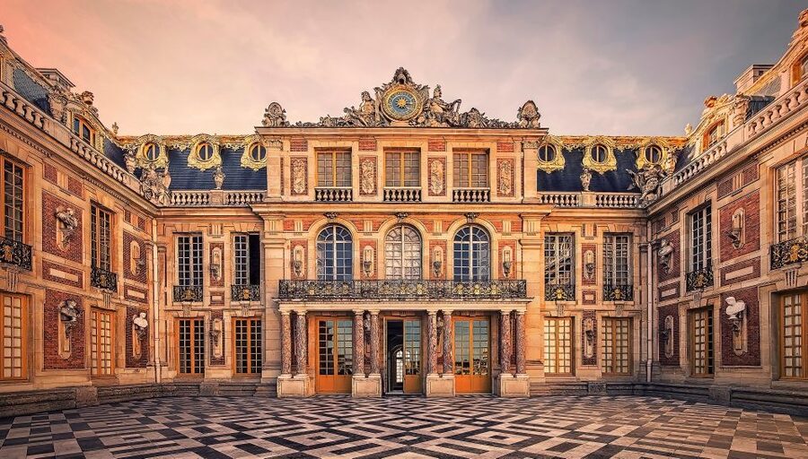 Versailles: Skip-the-Line Guided Tour of Palace with Gardens - Timing, Crowds, and What Happens After the Tour Ends