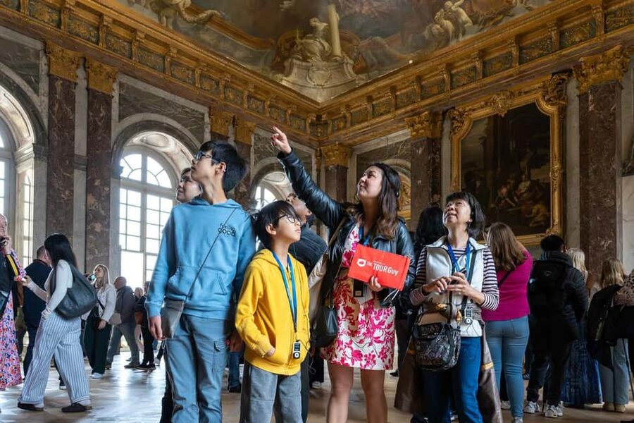 Versailles: Skip-the-Line Versailles Palace and Gardens Tour - Key moments that make this Versailles tour worth it