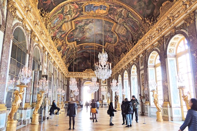 Versailles Small Group Guided Tour with Tranportation from Paris - The Transport and Meeting Point Advantage