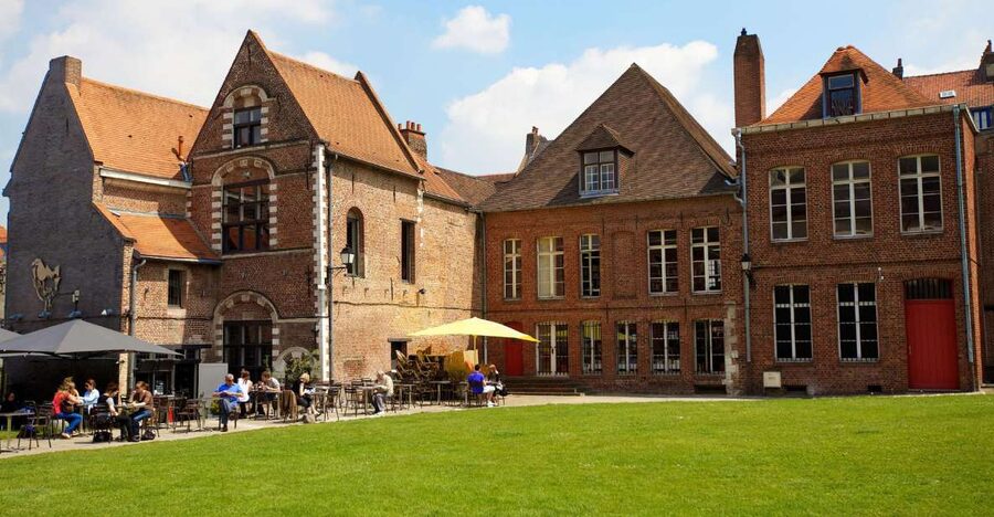 Vieux Lille 2-Hour Guided Walking Tour - Palais Rihour and the Main Square: Your Orientation Shortcut