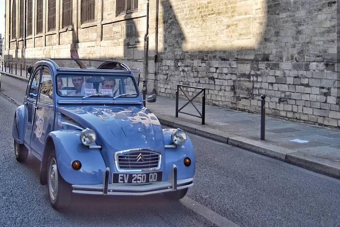 Vintage 2CV Adventure: 2 -Hour Paris Secrets Tour - How the 2 Hours Play Out: Quick Stops, Real Atmosphere