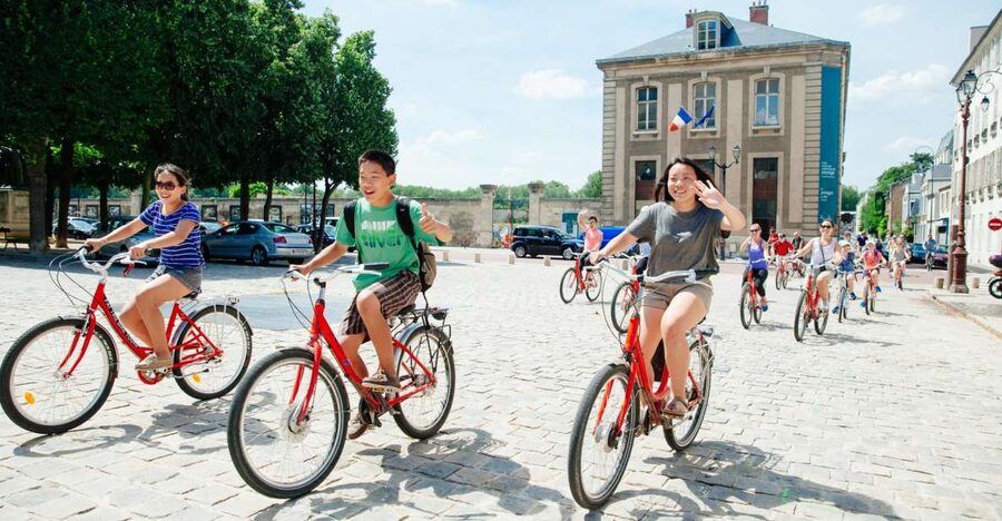 VIP Versailles Bike Tour & Kings Apartment Tour - Bike Time in the 2,000 Acres: Tree-Lined Paths and Real Effort