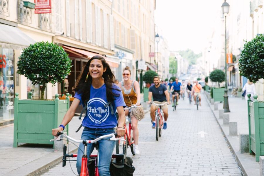 VIP Versailles Bike Tour & Kings Apartment Tour - Market Stop and Picnic Planning Along the Grand Canal